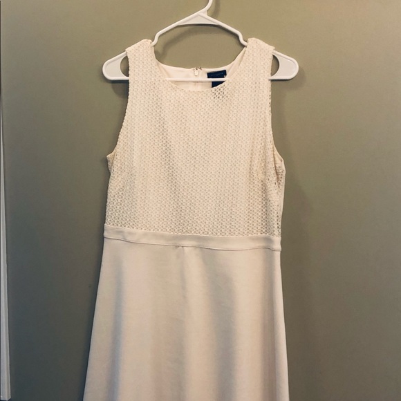 Anne Taylor Dress - Picture 2 of 6